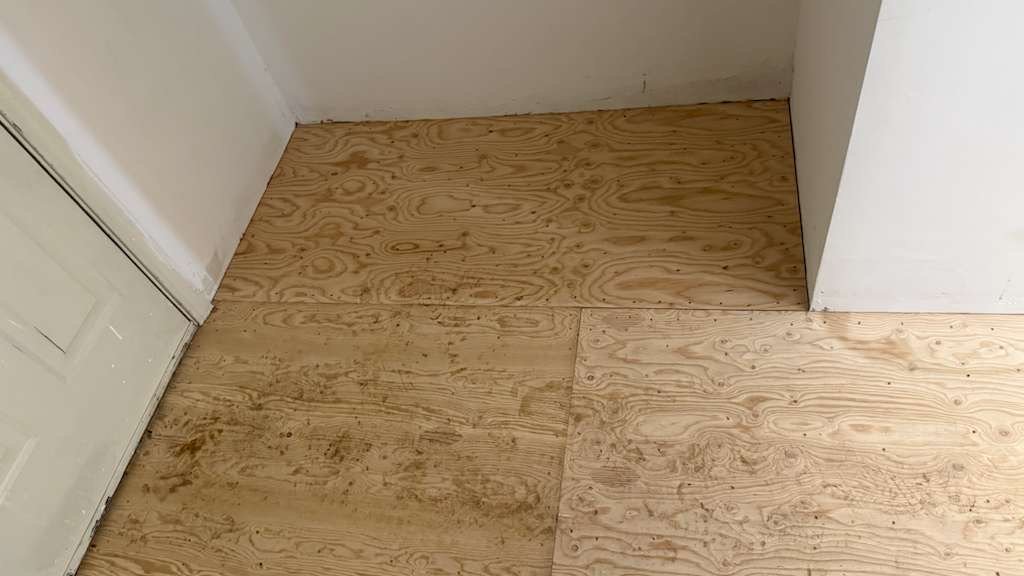 Tile removal and subfloor preparation in West Yarmouth, Massachusetts